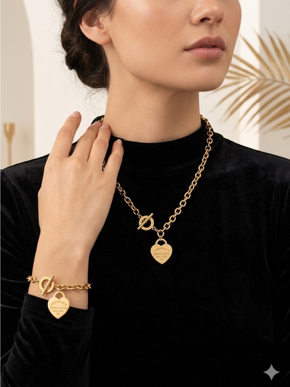 Set Necklaces and Bracelets Gold Heart Toggle Chain Necklace